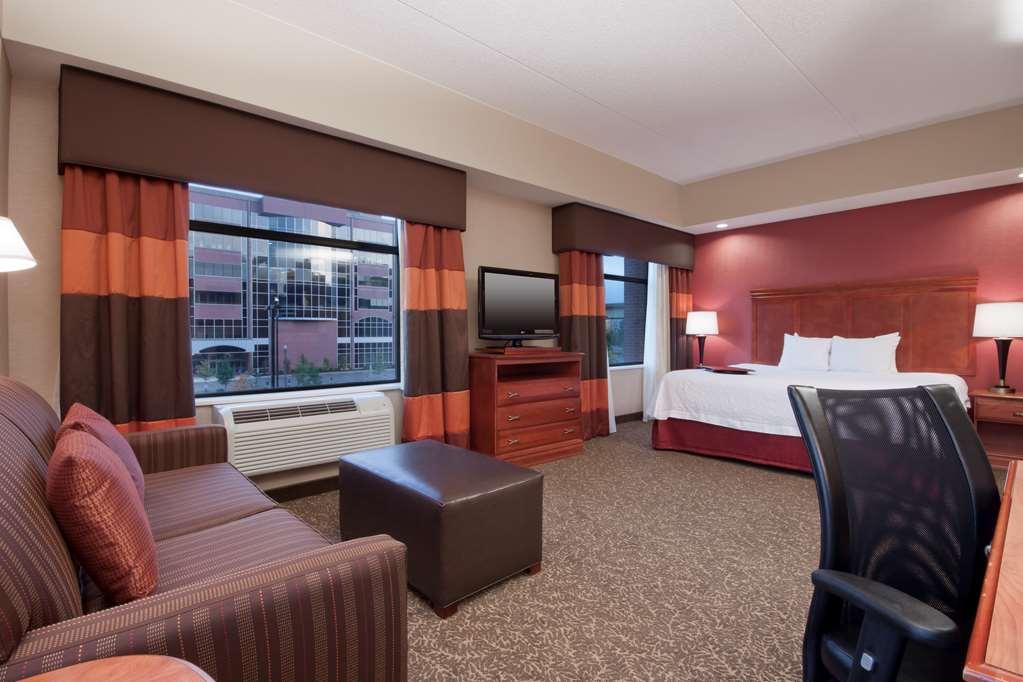 Hampton Inn & Suites Pittsburgh Downtown Pokój zdjęcie