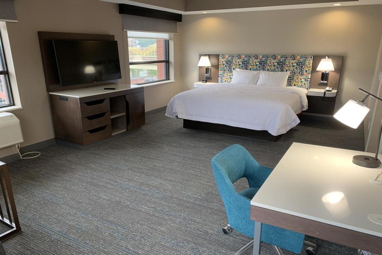 Hampton Inn & Suites Pittsburgh Downtown Zewnętrze zdjęcie