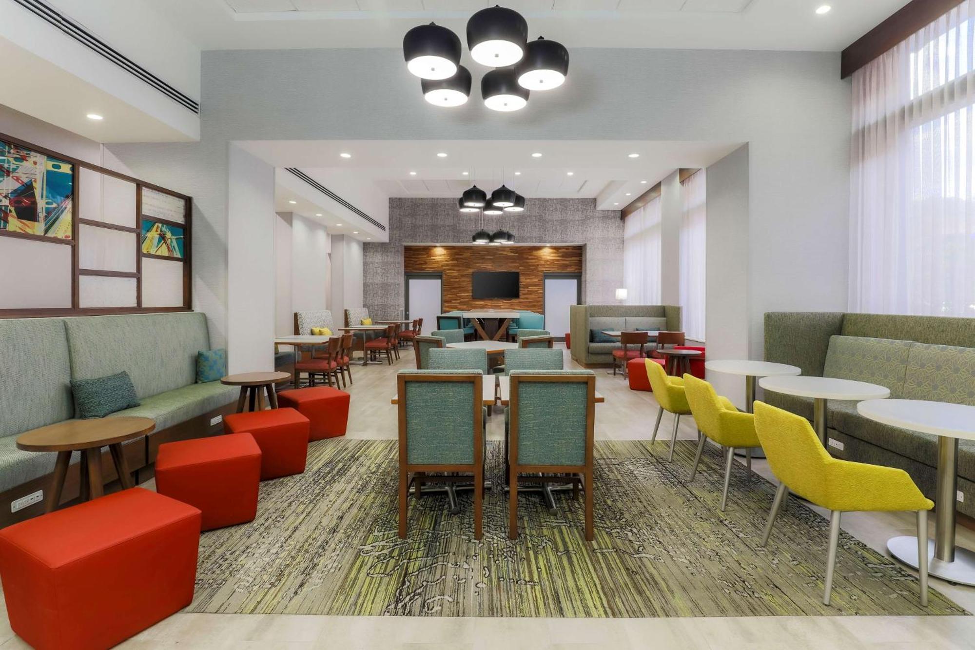 Hampton Inn & Suites Pittsburgh Downtown Zewnętrze zdjęcie